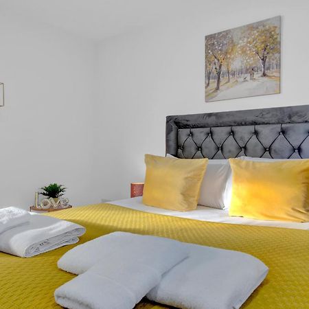 هيثرو Heathrow Stays - Fawns Manor المظهر الخارجي الصورة